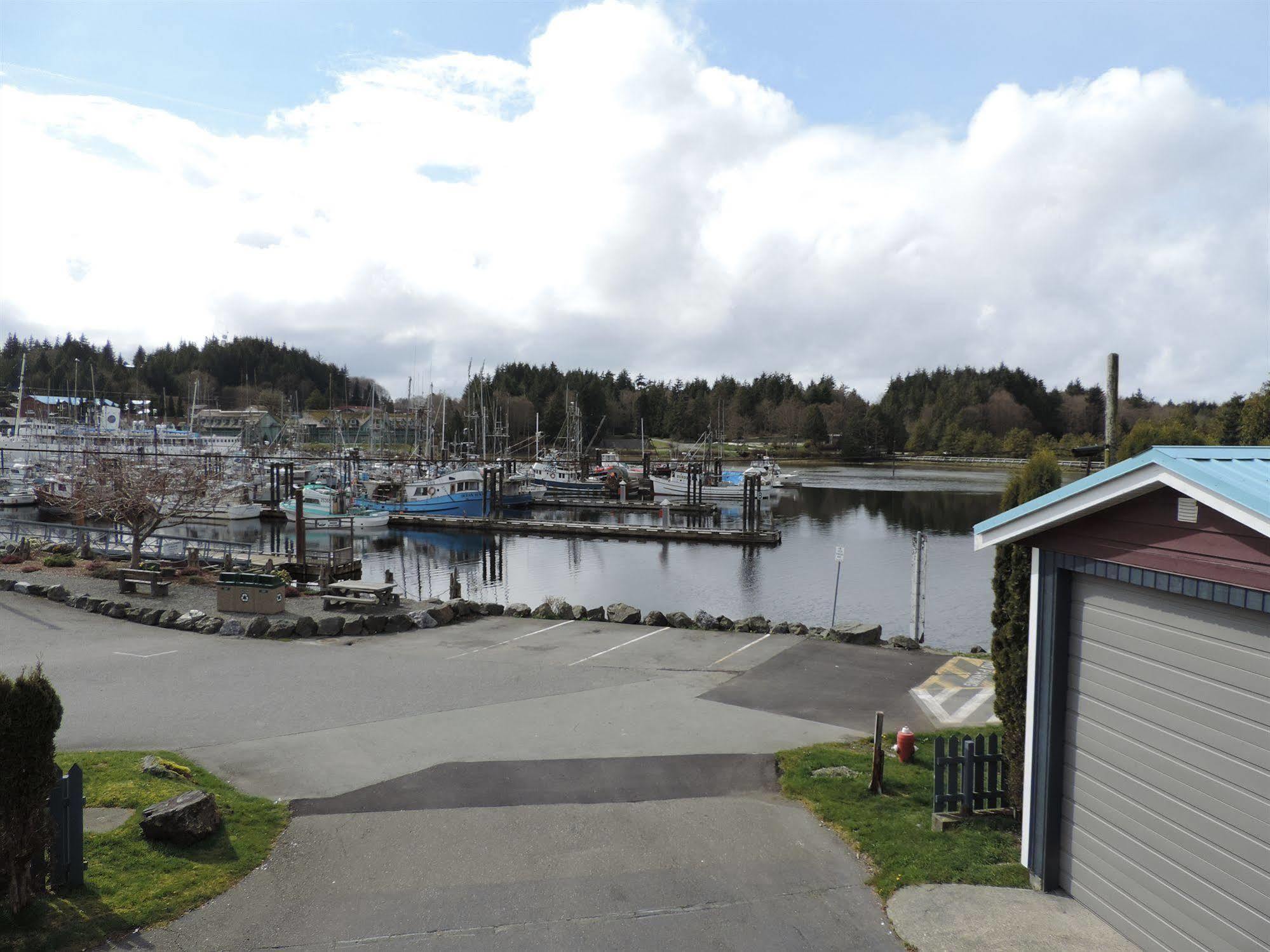 Bayshore Waterfront Inn Ucluelet Zewnętrze zdjęcie